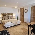 Au Fer A Cheval Guest house 3*