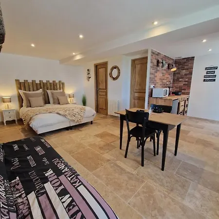 Au Fer A Cheval Vendégház 3*