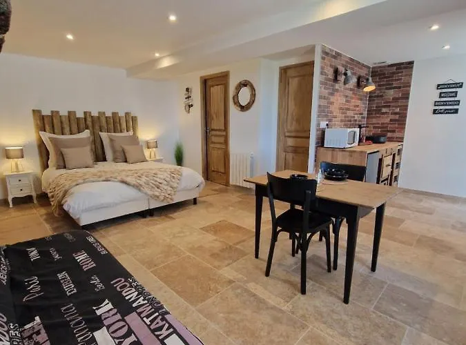 Au Fer à Cheval Maison d'hôtes 3*